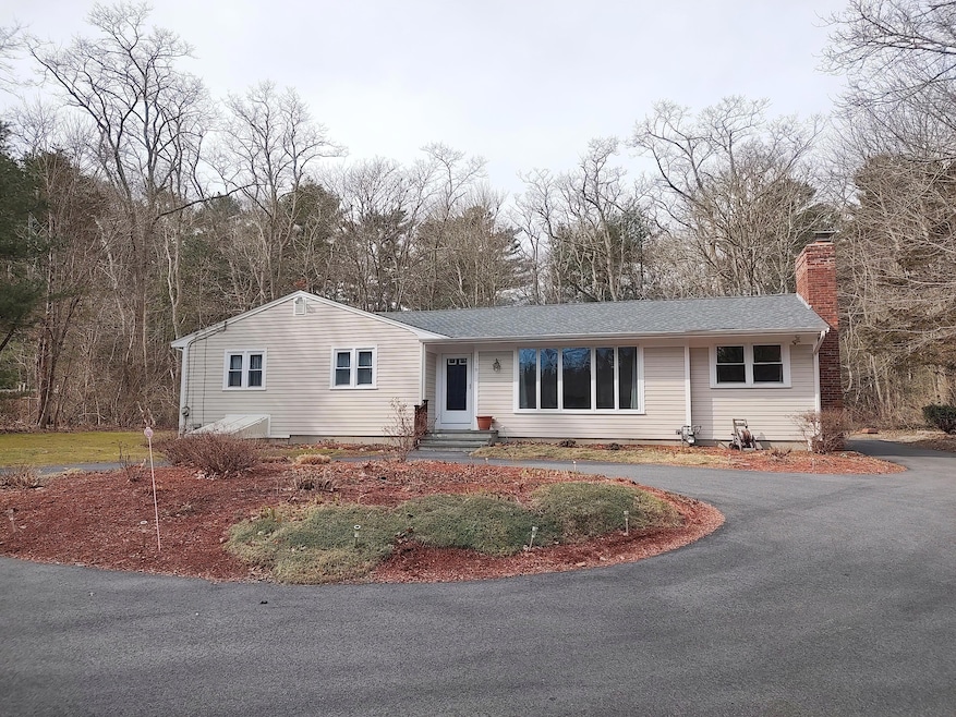 1519 Santuit-Newtown Rd, Barnstable, MA 02635 - photo 1