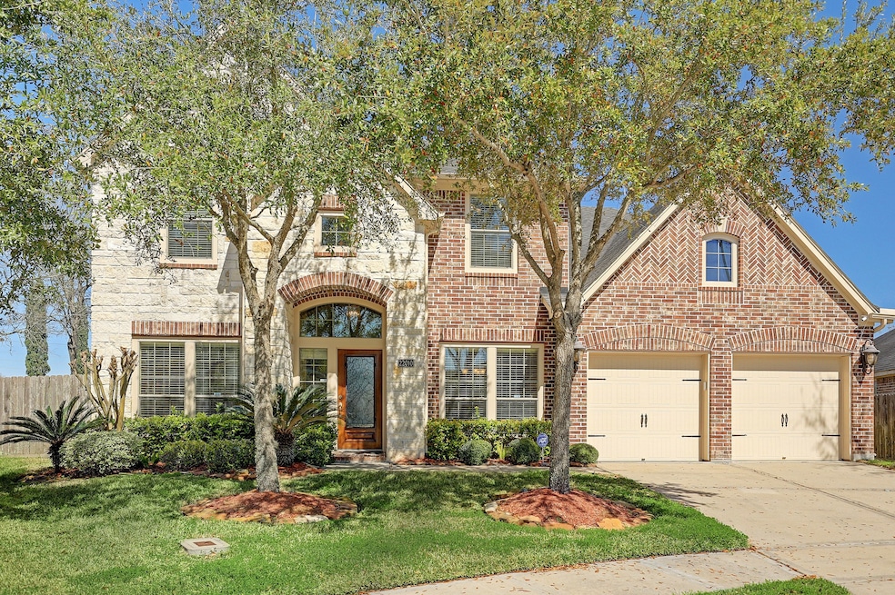 22010 Larchmont Ct, Richmond, TX 77469 - photo 1