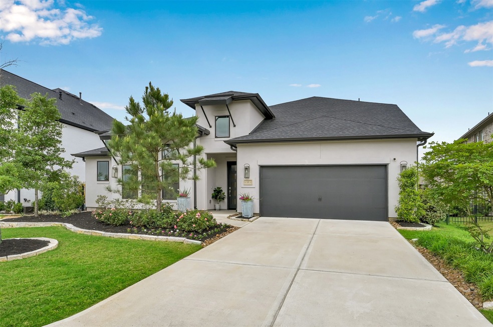 15 Venetia Grove Dr, Tomball, TX 77375 - photo 1