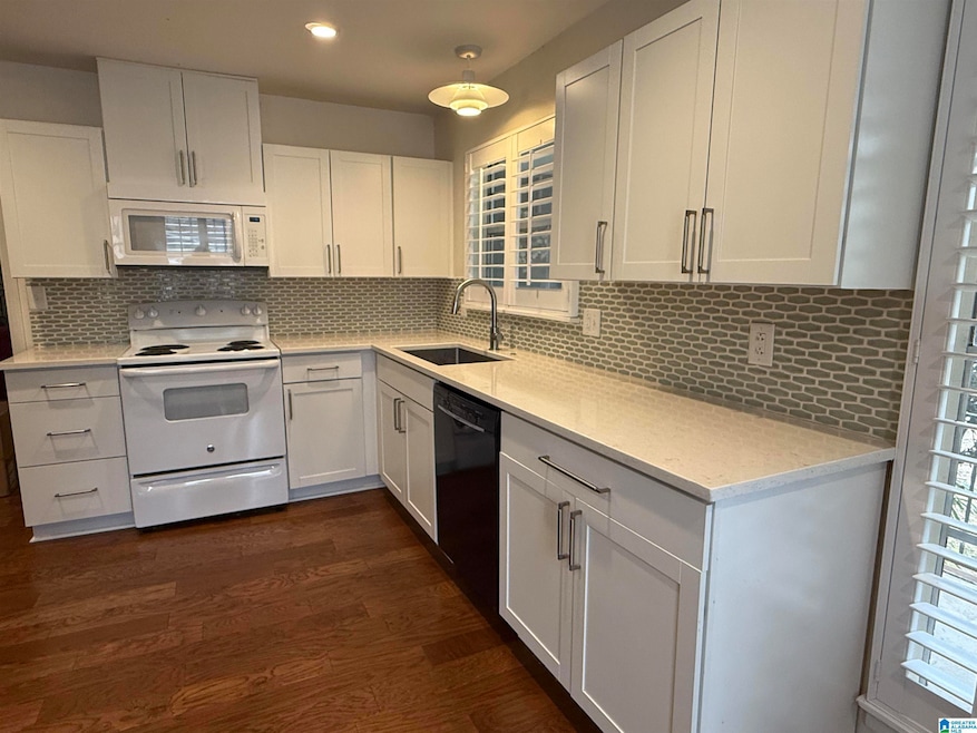 2949 Donita Dr unit 2949, Vestavia, AL 35243 - photo 1