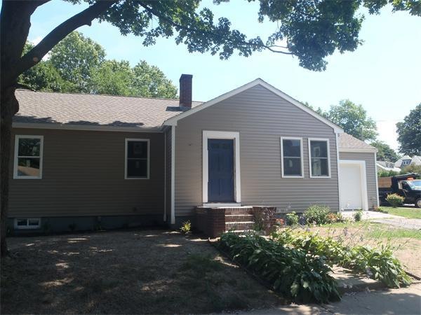 527 Baker St, West Roxbury, MA 02132 - photo 1