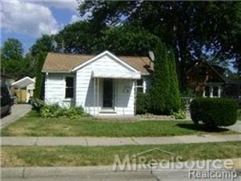 26308 Belanger St, Roseville, MI 48066 - photo 1