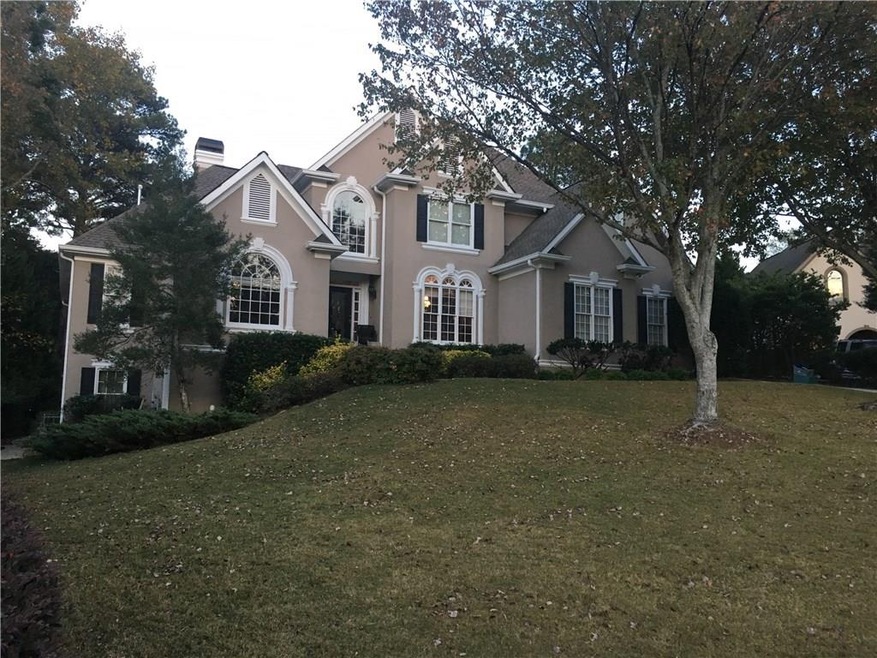 BEAUTIFUL HOME!  Harcoat stucco; recently painted 