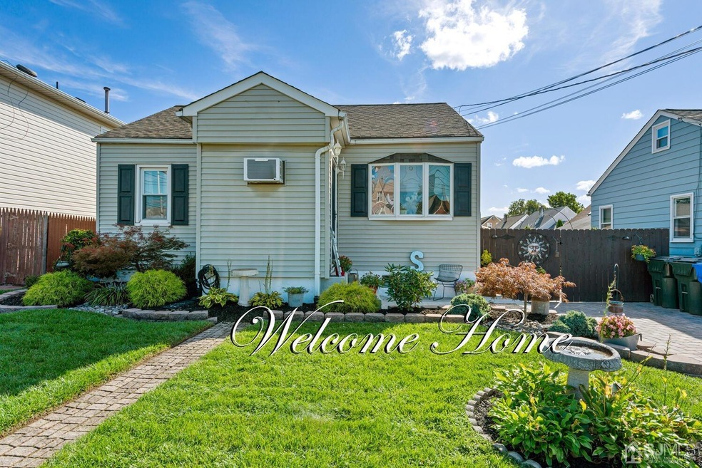 30 Hagaman St, Port Reading, NJ 07064 - photo 1