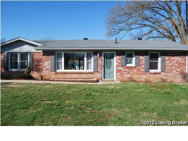 2635 Armstrong Ln, Mount Washington, KY 40047 - photo 1