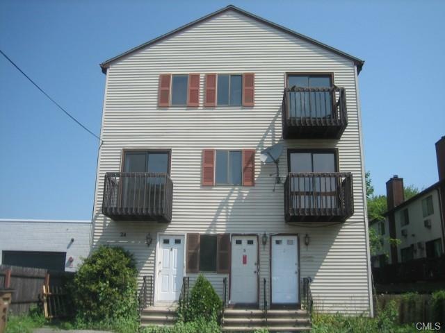 24 Crescent St unit 3, Stamford, CT 06906 - photo 1