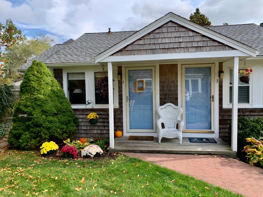 558 Craigville Beach Road #4