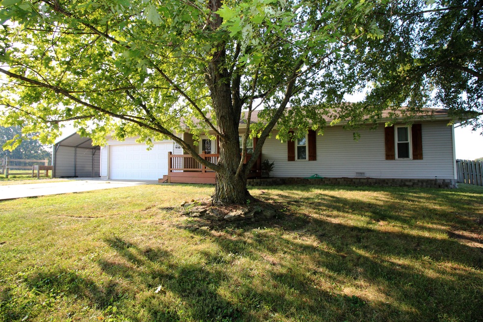 950 Rosedale Rd, Nixa, MO 65714 - photo 1