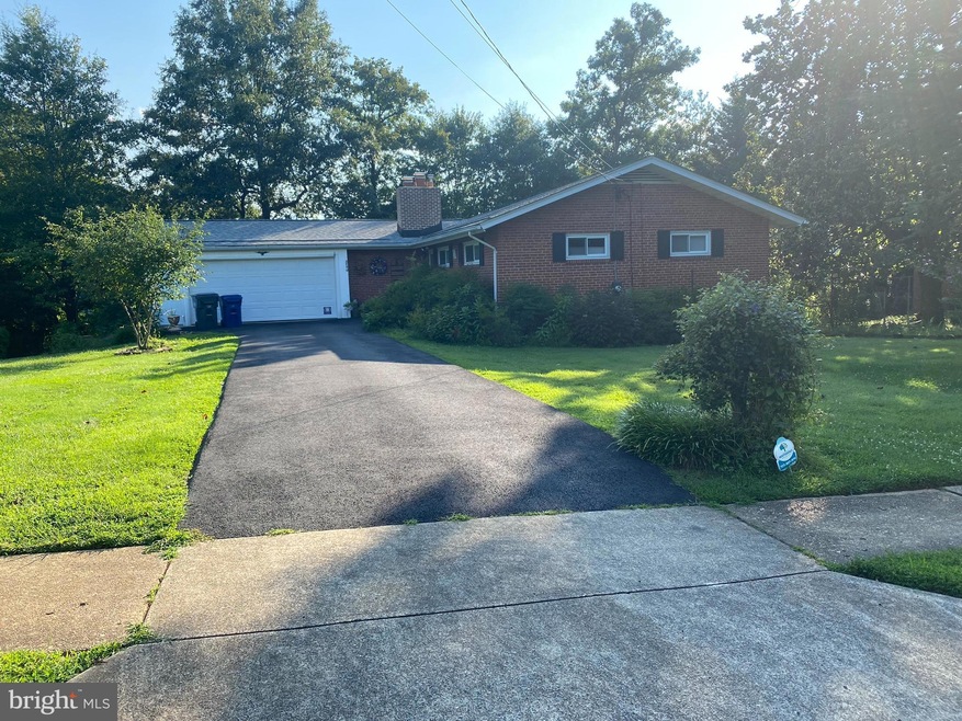 5730 Clarence Ave, Alexandria, VA 22311 - photo 1