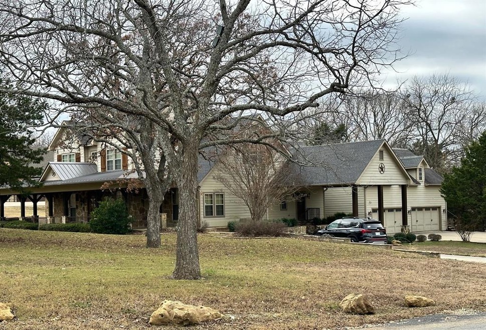 11 Summit Oaks Cir, Denison, TX 75020 - photo 1