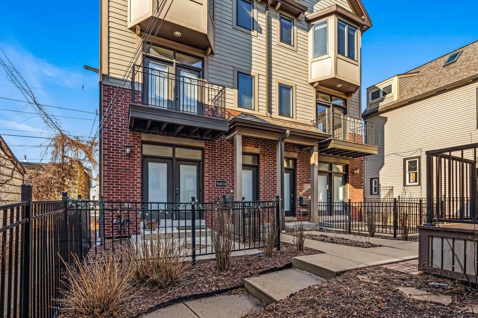 1681 N Humboldt Ave, Milwaukee - Exterio