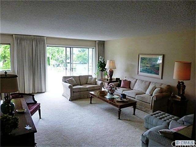 Spacious and Bright 2 Bedroom 2 Bath Condo