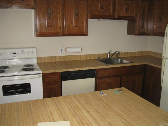 45 Weathervane Dr unit 14, Washingtonville, NY 10992 - photo 1