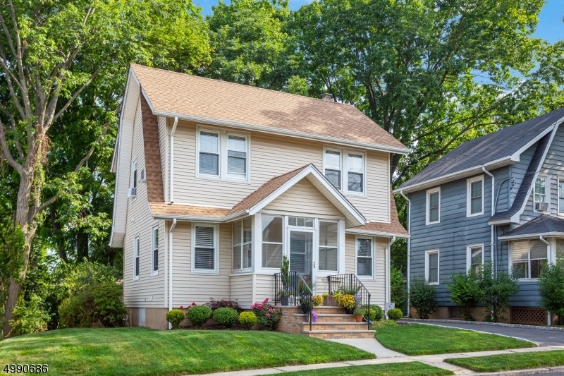 12 Pierson St, Bloomfield, NJ 07003 - photo 1