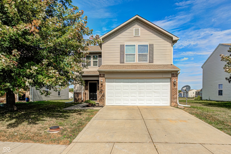 11454 Congaree Way, Indianapolis, IN 46235 - photo 1