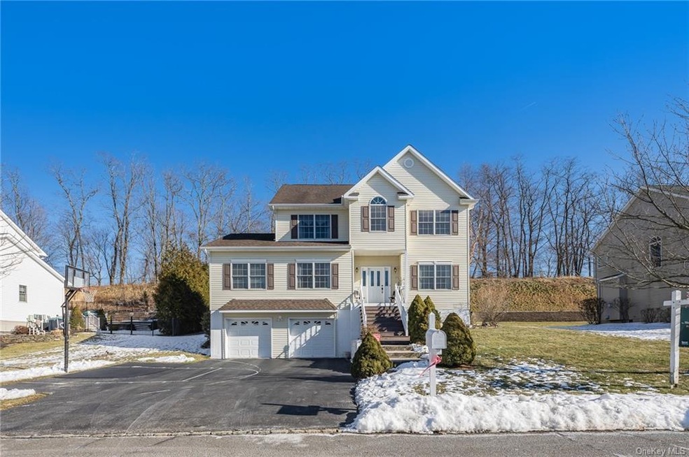 6 Zukowski Dr, Thiells, NY 10984 - photo 1