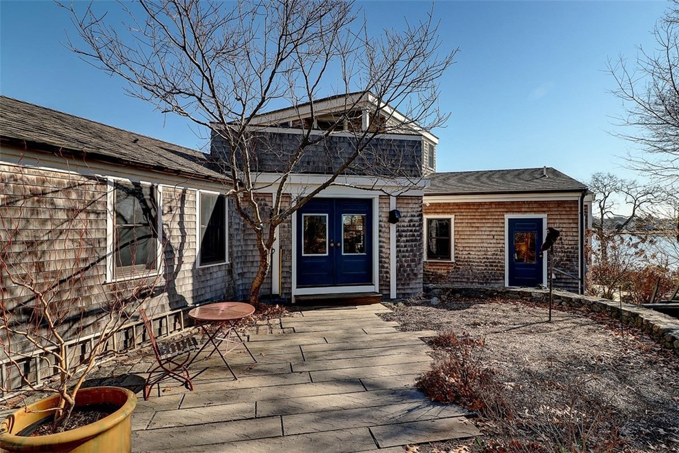 156 Riverside Dr, Riverside, RI 02915 - photo 1