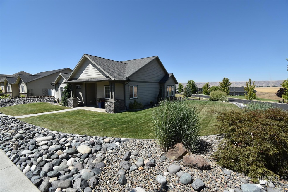 1825 Clearview Point Dr, Lewiston, ID 83501 - photo 1