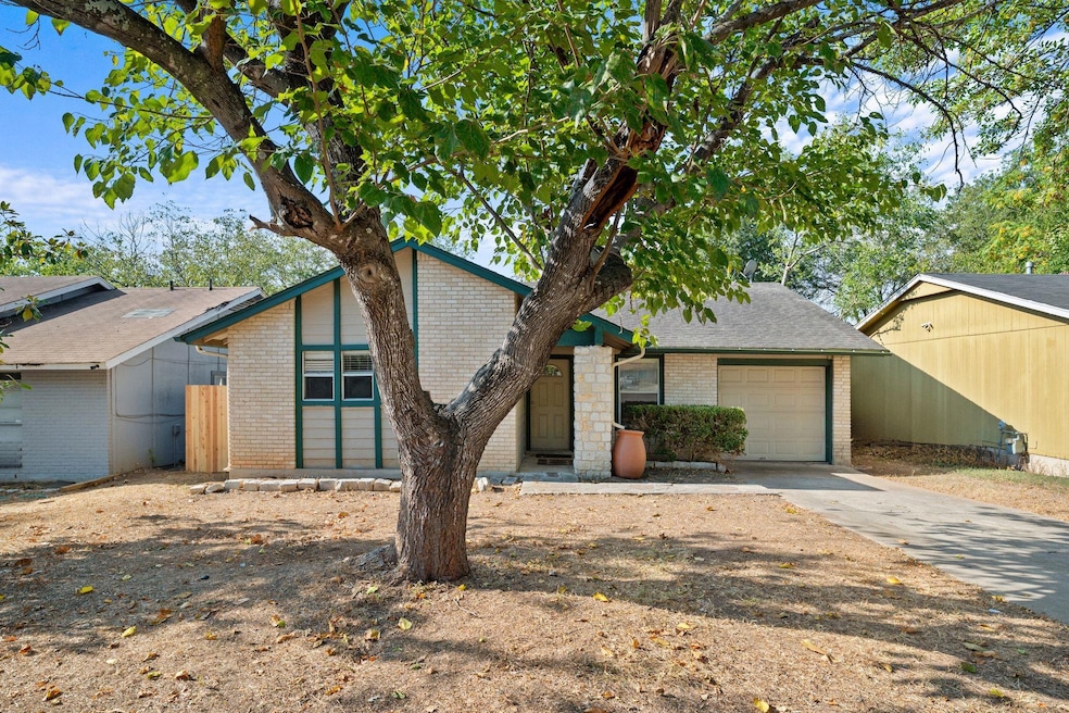 For Rent $1,985/month