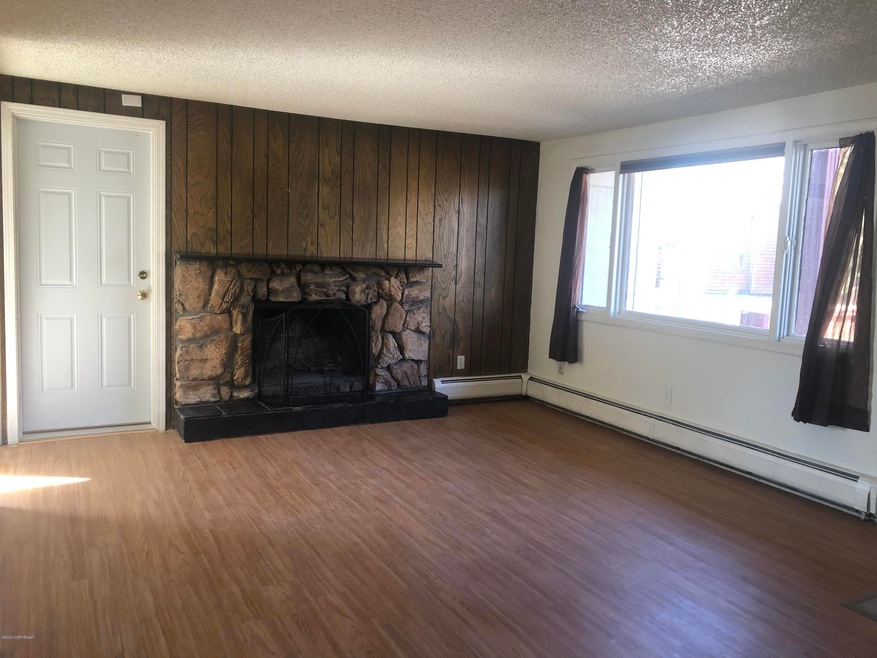1920 W 32nd Ave unit 3, Anchorage, AK 99517 - photo 1