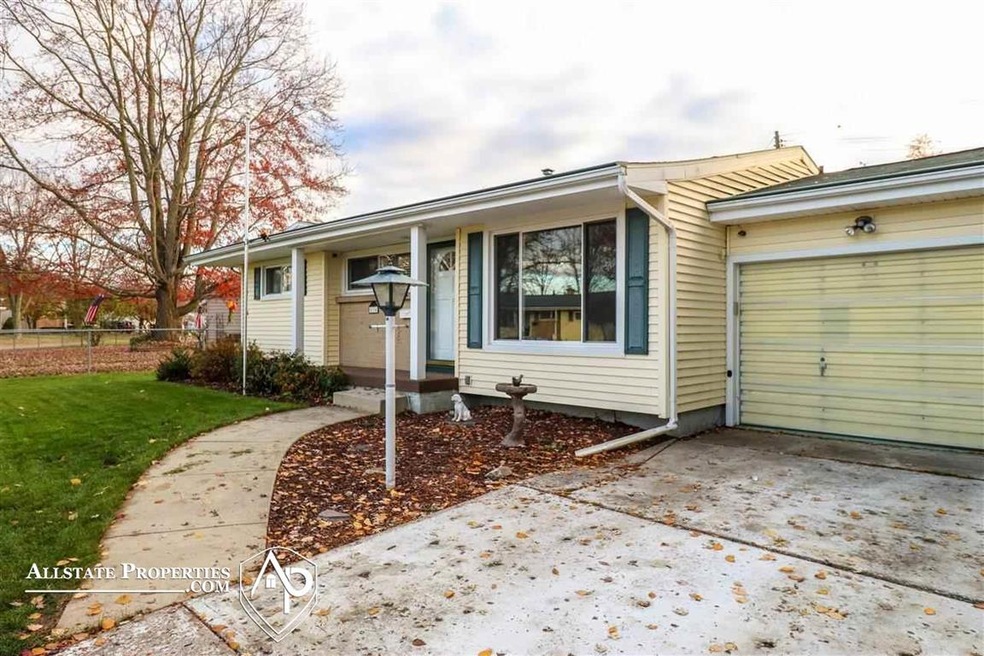 514 Tamarac Dr, Davison, MI 48423 - photo 1