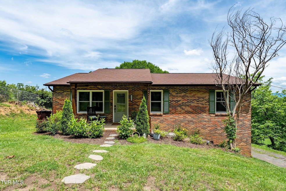 1212 Rocky Hallow (2 of 28)