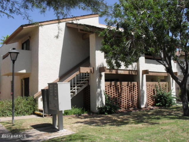 8819 N 8th St unit 101, Phoenix, AZ 85020 - photo 1