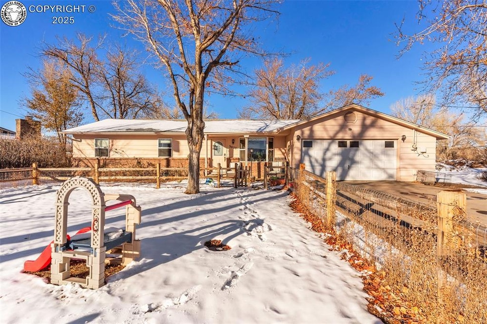 3077 Grandview Ave, Canon City, CO 81212 - photo 1