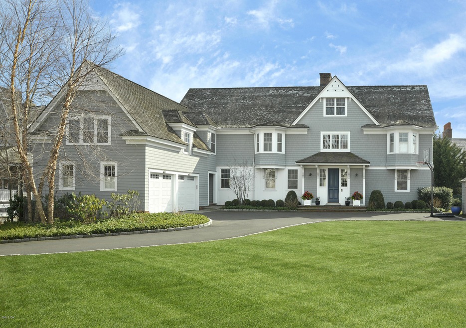 12 Rocky Point - Front