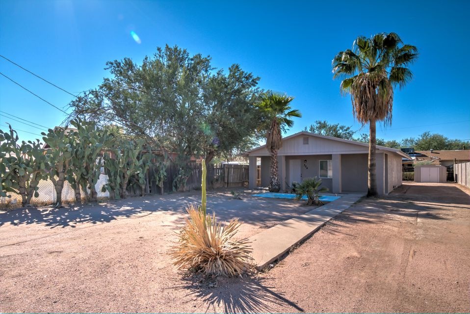 304 S Main Dr-1