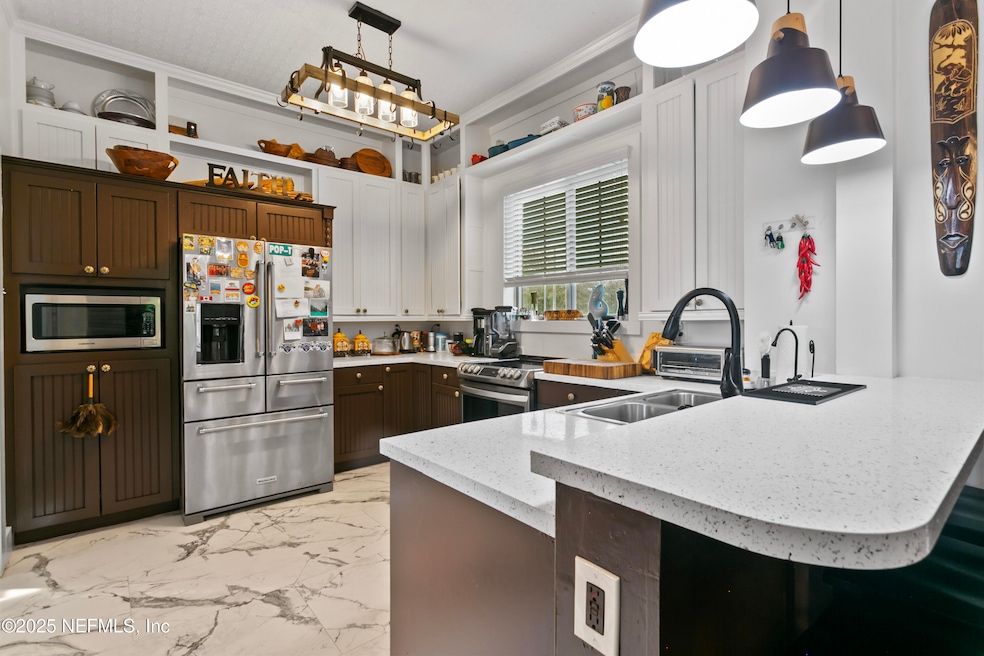 For Rent $2,800/month • Co-Listing Agent