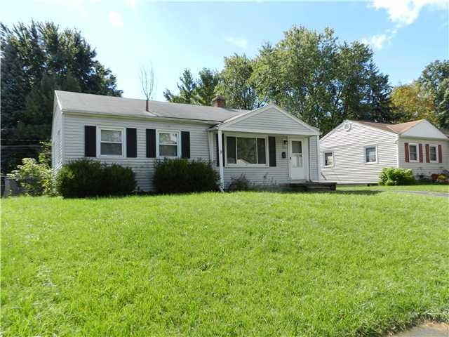 1911 E Beaumont Rd, Columbus, OH 43224 - photo 1