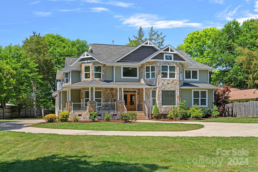 5555 Riverfront Rd, Clover, SC 29710 - photo 1