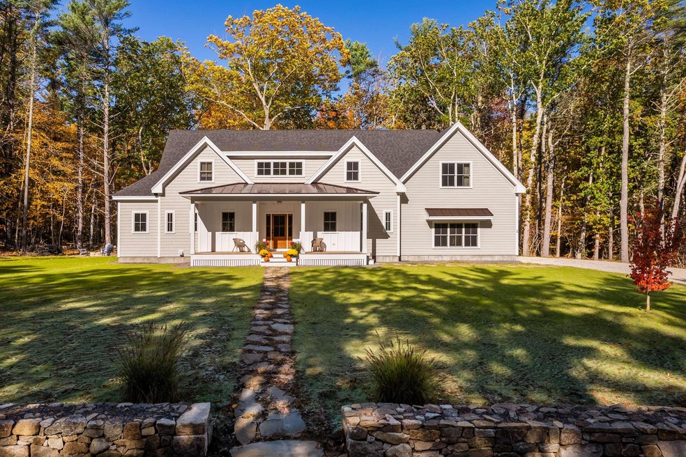 2 Primrose Ln, Cape Neddick, ME 03902 - photo 1