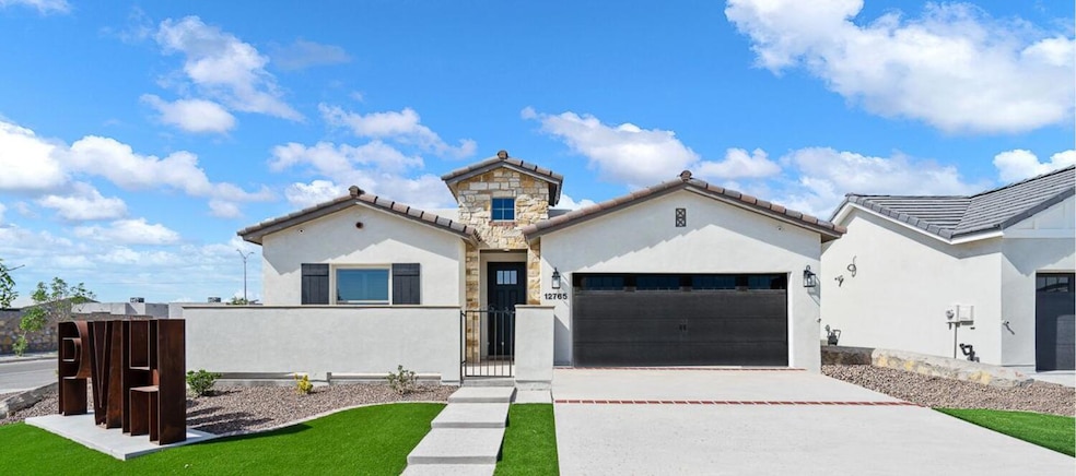 13595 Hazlewood St, Horizon City, TX 79928 - photo 1