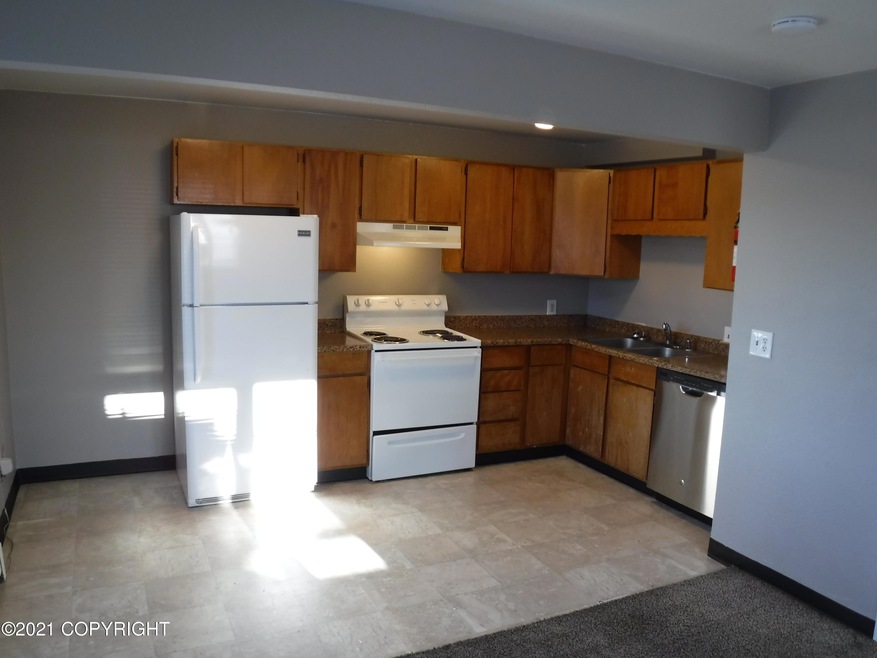 1460 W 26th Ave unit 6, Anchorage, AK 99503 - photo 1