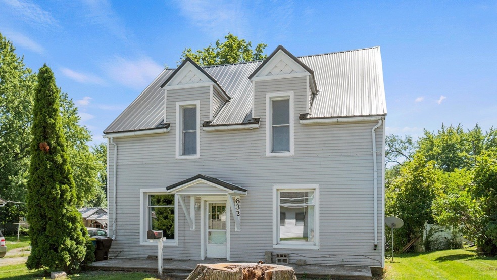 632 W Ohio St, Bluffton, IN 46714 - photo 1