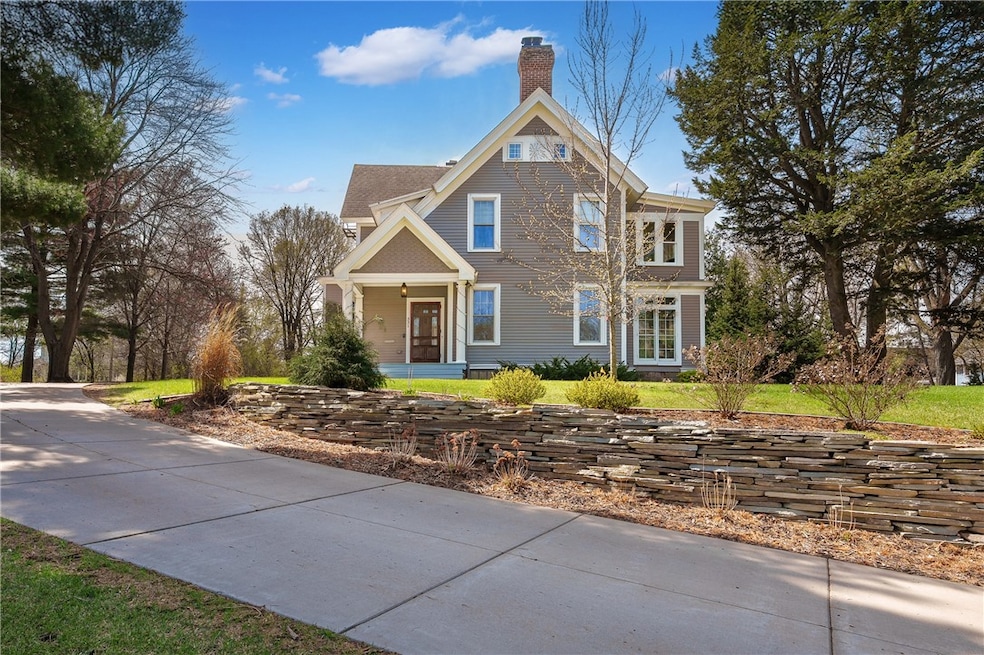 331 Gilbert Ave, Eau Claire, WI 54701 - photo 1