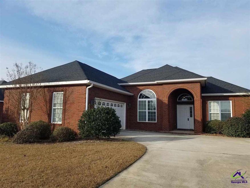 100 Bromley Way, Warner Robins, GA 31088 - photo 1