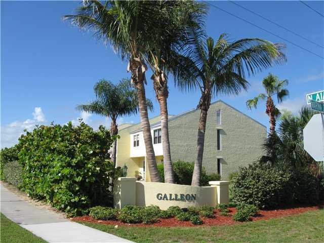 Exterior Front. Well Maintained Beach Community wi