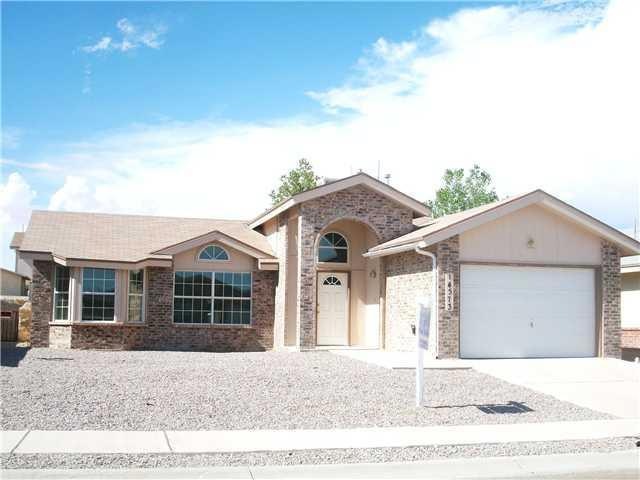 14573 Puerto Del Carmen Dr, El Paso, TX 79928 - photo 1