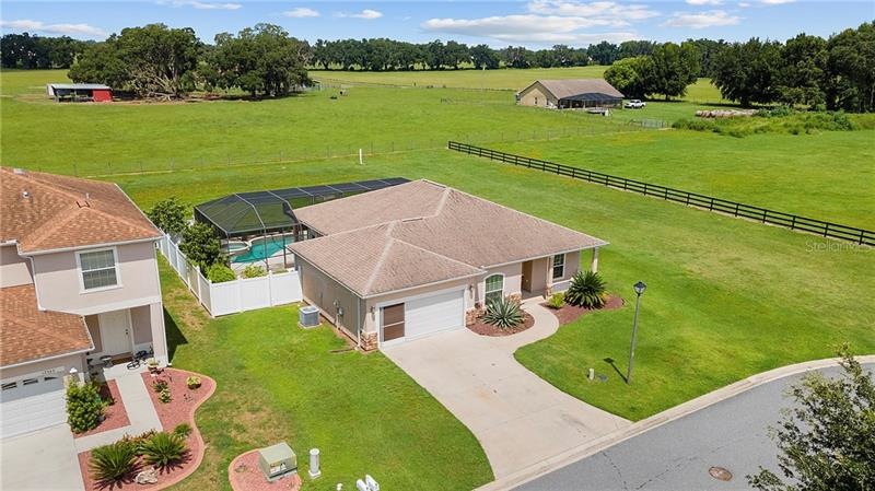 12359 NE 48th Loop, Oxford, FL 34484 - photo 1