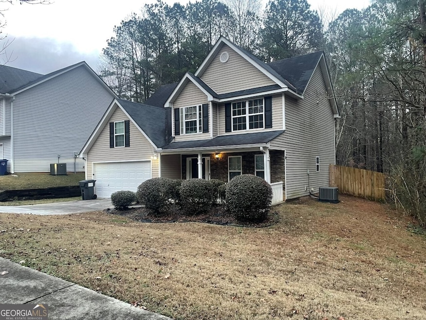 4176 Round Stone Dr, Snellville, GA 30039 - photo 1