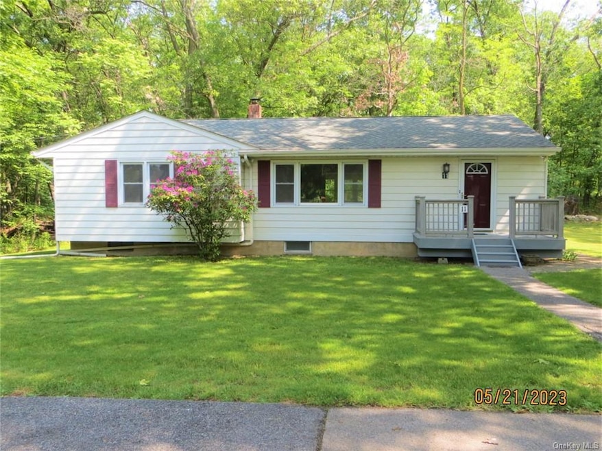 11 Eastview Rd, Newburgh, NY 12550 - photo 1