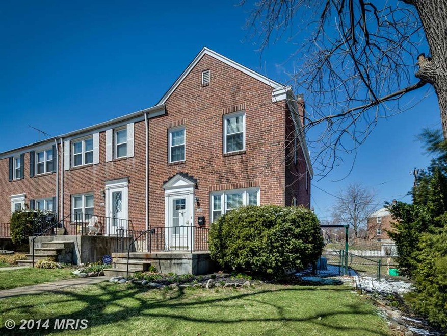 5520 Frederick Ave, Catonsville, MD 21228 - photo 1