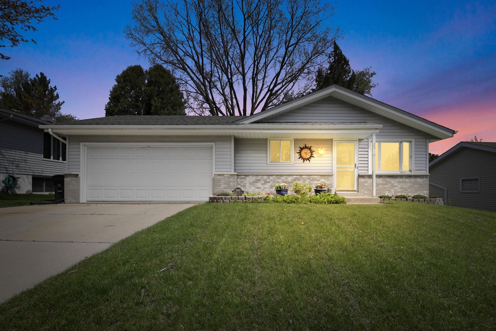 2010 Hemlock St-1