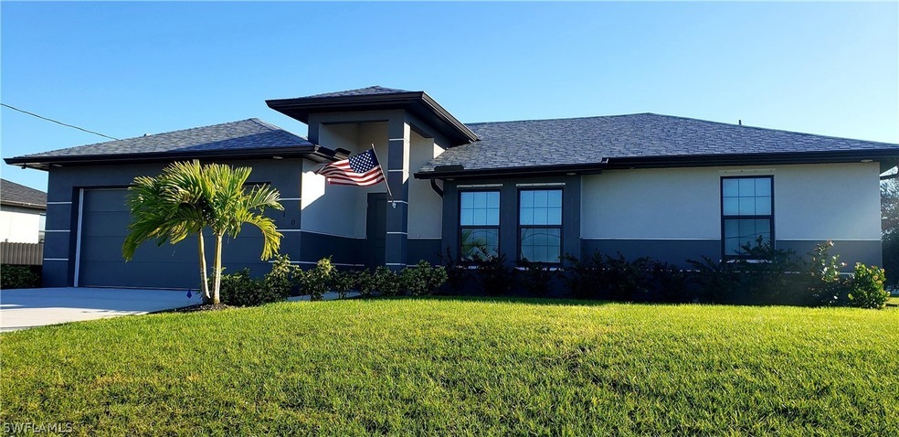110 Diplomat Pkwy E, Cape Coral, FL 33909 - photo 1