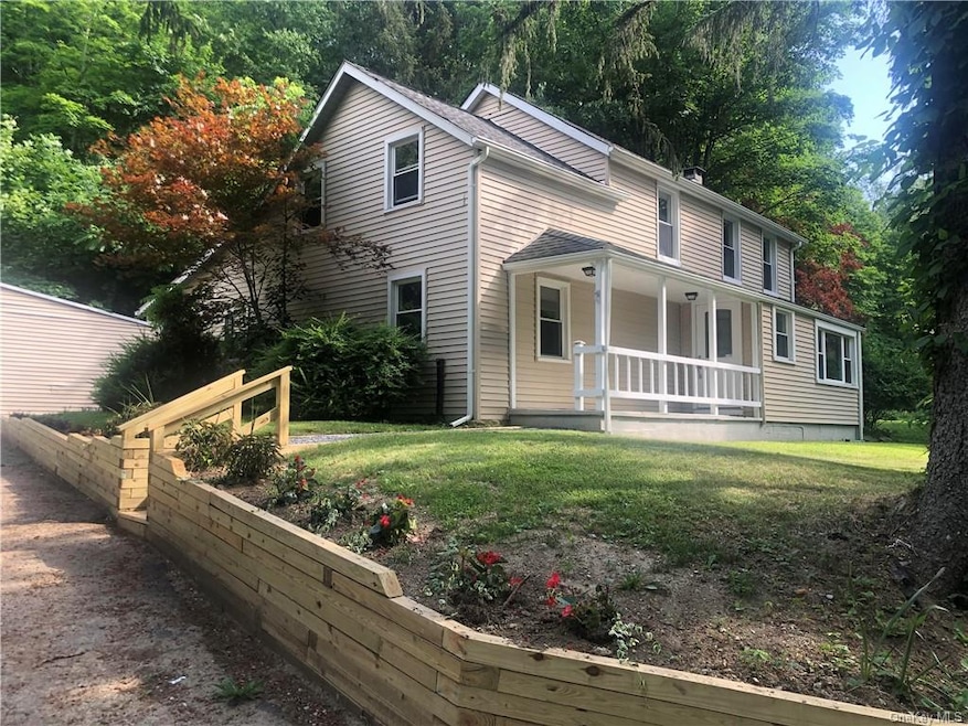 572 Old Nimham Rd, Carmel Hamlet, NY 10512 - photo 1