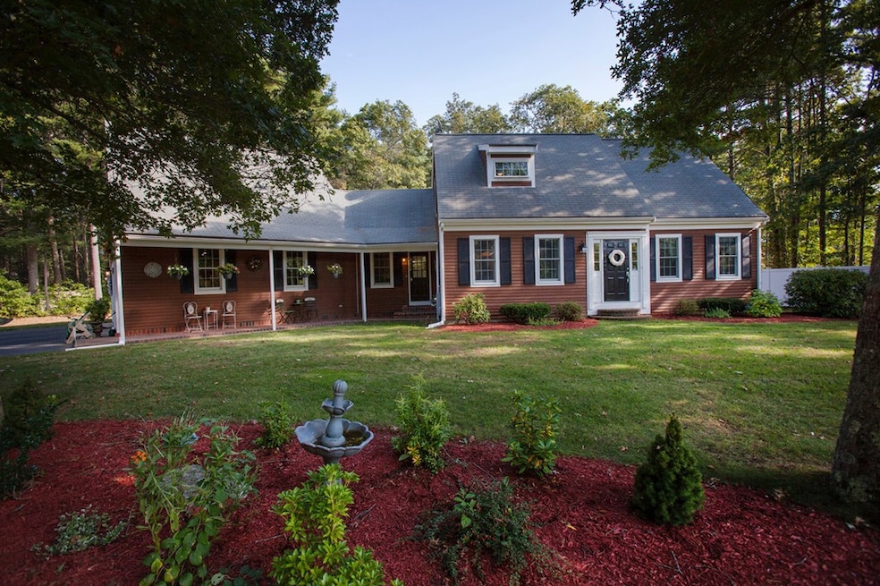 5 Canterbury Dr, Carver, MA 02330 - photo 1