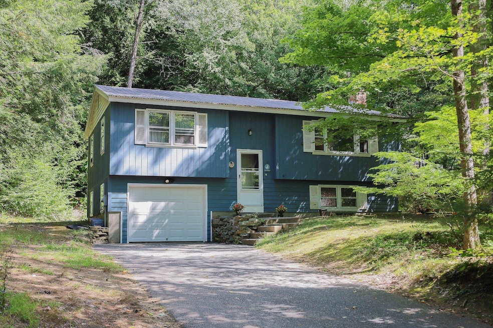 18 Scotts Dr, Charlestown, NH 03603 - photo 1